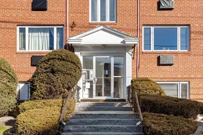 133 Warren St #3, Watertown, MA 02472 - Photo 4