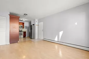 133 Warren St, Watertown, MA 02472 - Photo 14