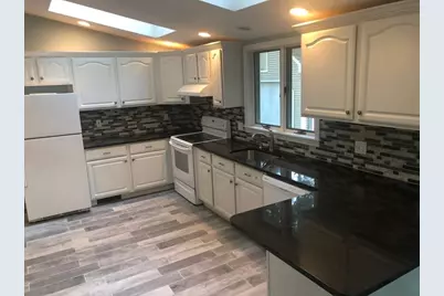 63 River St #1, Middleton, MA 01949 - Photo 8