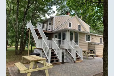 63 River St #1, Middleton, MA 01949 - Photo 2