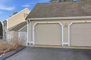 11 Weatherly Dr, Salem, MA 01970 - Photo 4