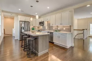 107 Warren St, Medford, MA 02155 - Photo 2