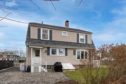 24 Lowell St, Woburn, MA 01801 - Photo 28