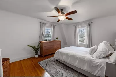 24 Lowell St, Woburn, MA 01801 - Photo 20