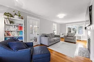 24 Lowell St, Woburn, MA 01801 - Photo 10