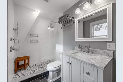 24 Lowell St, Woburn, MA 01801 - Photo 16