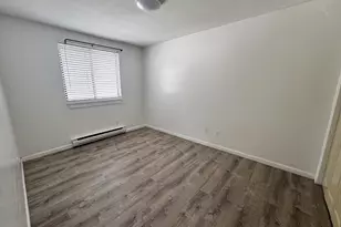 320 Elm St, Southbridge, MA 01550 - Photo 8