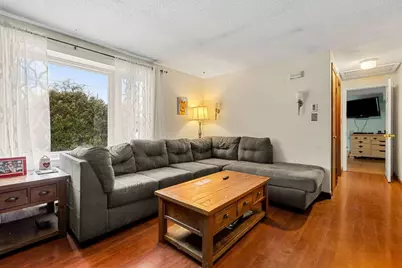 82 Monroe St, Amesbury, MA 01913 - Photo 12