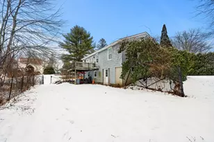 82 Monroe St, Amesbury, MA 01913 - Photo 6