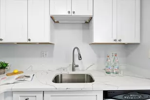 197 8th St, Boston, MA 02129 - Photo 16