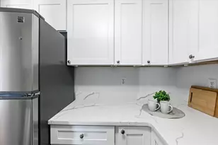 197 8th St, Boston, MA 02129 - Photo 18