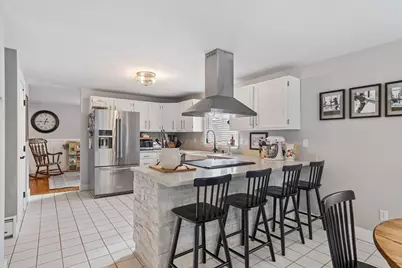 19 Fernwood Dr, Rutland, MA 01543 - Photo 6