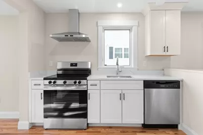 20 Beacon St #1, Gloucester, MA 01930 - Photo 6