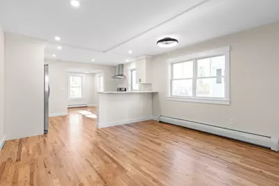 20 Beacon St #1, Gloucester, MA 01930 - Photo 4