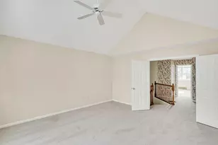 289 Bishops Forest Dr, Waltham, MA 02452 - Photo 16