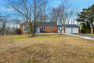 259 Ohio Ave, West Springfield, MA 01089 - Photo 2