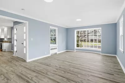 259 Ohio Ave, West Springfield, MA 01089 - Photo 6