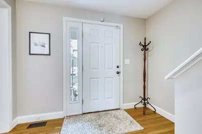 433 Main St #4, Medfield, MA 02052 - Photo 4