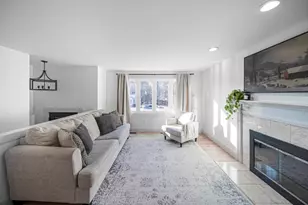 491 S West St, Agawam, MA 01030 - Photo 8