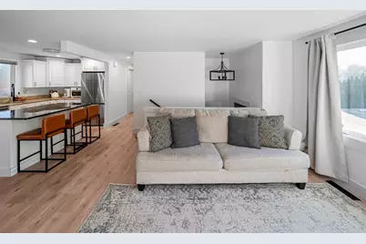 491 S West Street, Agawam, MA 01030 - Photo 10