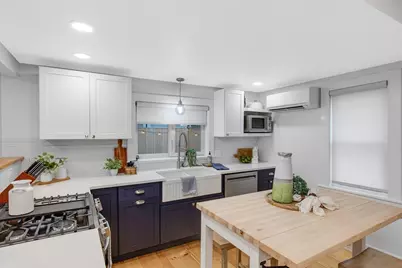 7 Summer St #7, Newburyport, MA 01950 - Photo 2