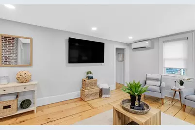 7 Summer St #7, Newburyport, MA 01950 - Photo 8