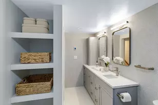 7 Summer St, Newburyport, MA 01950 - Photo 16