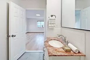 95 Nahant St, Lynn, MA 01902 - Photo 6