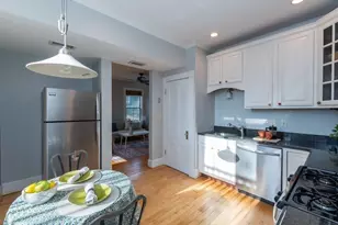 46 Eustis St, Cambridge, MA 02140 - Photo 6