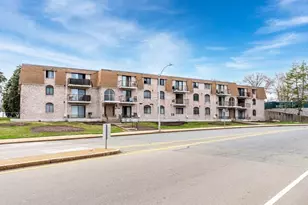 40 High St, Dedham, MA 02026 - Photo 2