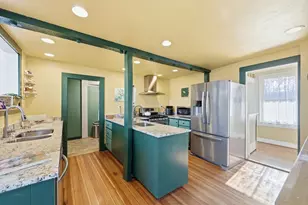 204 Village St, Medway, MA 02053 - Photo 14