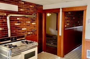 7 3rd Ave, Dudley, MA 01571 - Photo 6