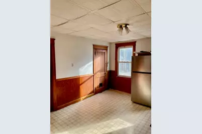 7 3rd Ave, Dudley, MA 01571 - Photo 8