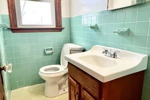 7 3rd Ave, Dudley, MA 01571 - Photo 16