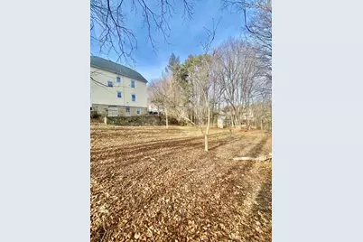 7 3rd Ave, Dudley, MA 01571 - Photo 16