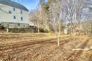 7 3rd Ave, Dudley, MA 01571 - Photo 16