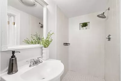70 Albion St #3, Somerville, MA 02143 - Photo 10