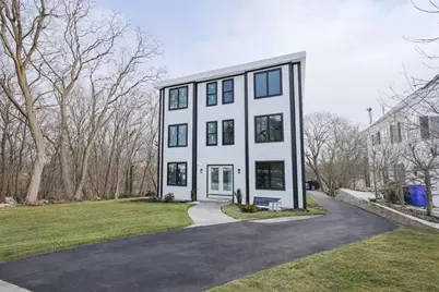 68 Rowe St #3, Boston, MA 02131 - Photo 16