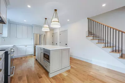 68 Rowe St #3, Boston, MA 02131 - Photo 4