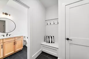 6 Callahan Dr, Woburn, MA 01801 - Photo 6