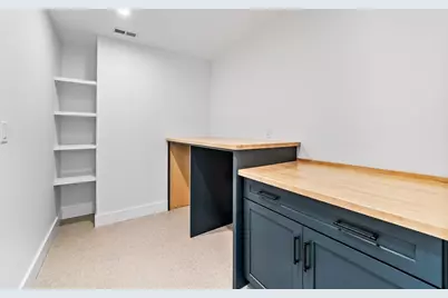 6 Callahan Drive, Woburn, MA 01801 - Photo 26