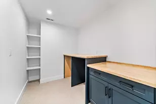 6 Callahan Dr, Woburn, MA 01801 - Photo 26