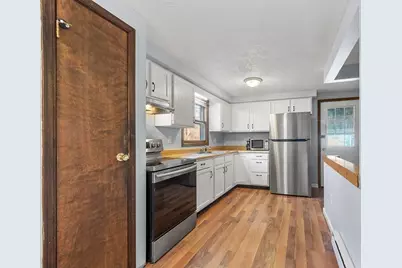 5 Catherine St, Clinton, MA 01510 - Photo 6