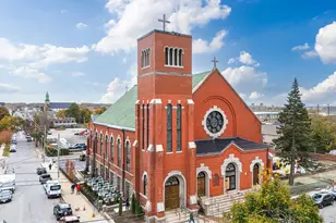 160 Seabury St, Fall River, MA 02720 - Photo 4