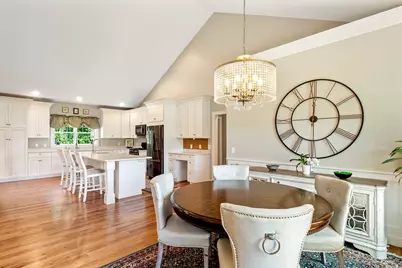 42 Aubin, Seekonk, MA 02771 - Photo 4