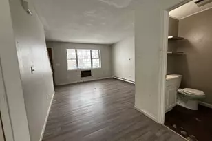 189 Essex St, Springfield, MA 01151 - Photo 12