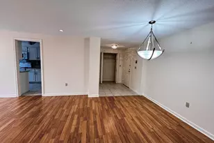 10 Ledgewood Way, Peabody, MA 01960 - Photo 4