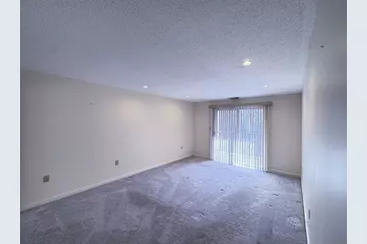 10 Ledgewood Way #18, Peabody, MA 01960 - Photo 16