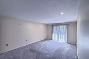 10 Ledgewood Way, Peabody, MA 01960 - Photo 16