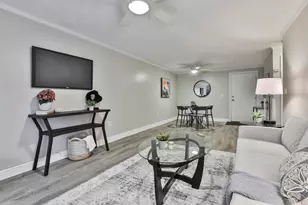 5 Karen Cir, Billerica, MA 01821 - Photo 8